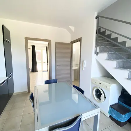 Isca Calabretta M29 Apartment